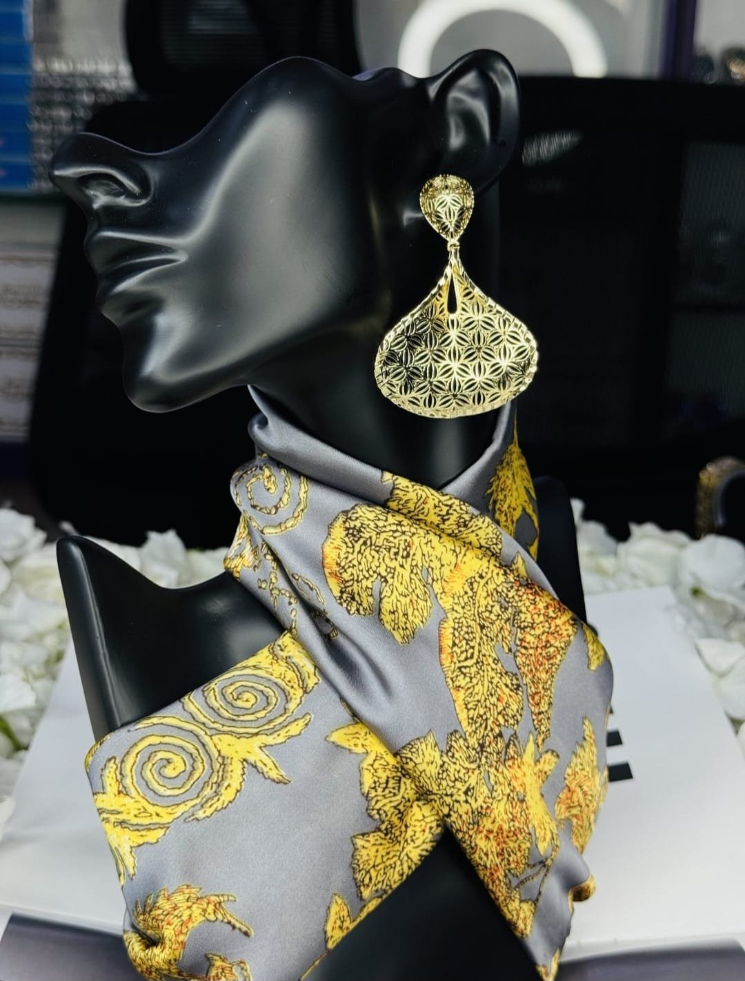 Elegant Gold-Plated Steel Jewelry