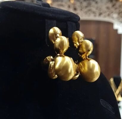 Elegant Gold-Plated Steel Jewelry