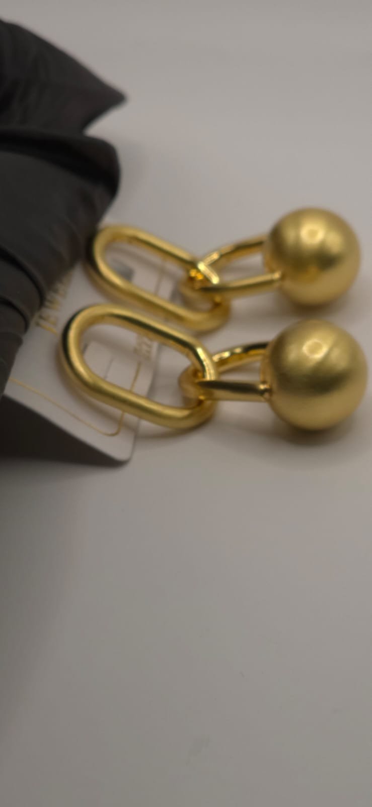 Elegant Gold-Plated Steel Jewelry - Image 6