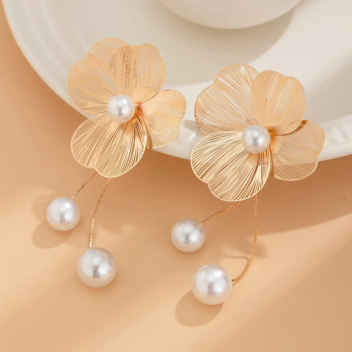 Exaggerate Golden Alloy Flower Big Hoop Earrings - Image 9