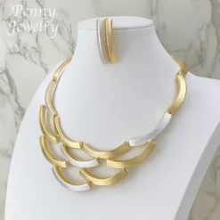 Alternative view of Luxury Big Size Choker Collar Gold Plated Jewelry Set